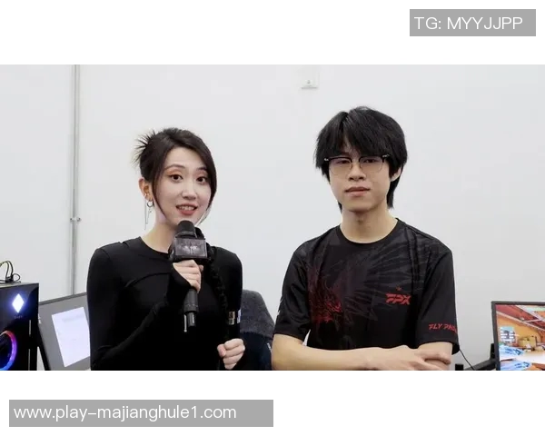 高校联赛中FPX选手个人能力的精彩表现与战术分析实时新闻